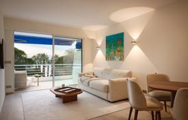 2 dormitorio piso en Boulevard de la Croisette, Francia. 895 000 €