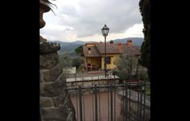 Villa – Greve in Chianti, Toscana, Italia. 850 000 €