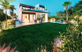 4 dormitorio villa 325 m² en Estepona, España. 1 850 000 €