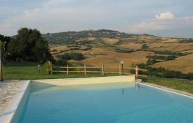 30 dormitorio finca rústica 700 m² en Volterra, Italia. 2 500 000 €