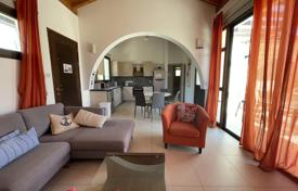 2 dormitorio chalet 81 m² en Famagusta, Chipre. 360 000 €