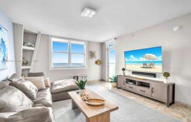 2-dormitorio apartamentos en condominio 112 m² en South Ocean Drive, Estados Unidos. $785 000