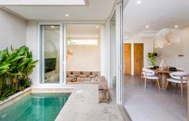 2 dormitorio villa 188 m² en Batu Bolong Beach, Indonesia. $275 000