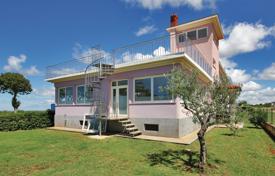 8 dormitorio casa de pueblo 531 m² en Vodnjan, Croacia. 1 100 000 €