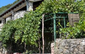 Chalet – Denovici, Herceg Novi, Montenegro. 535 000 €