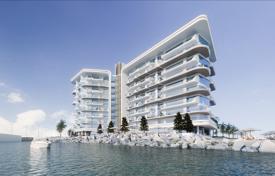 New residential complex with apartments en Jazeerat Al Marjan, EAU. de $772 000
