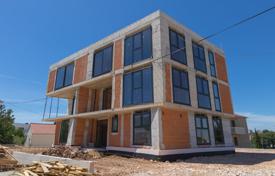 3 dormitorio piso 80 m² en Pakoštane, Croacia. 274 000 €