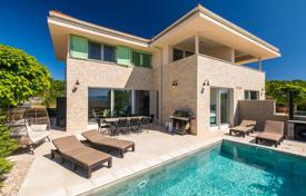 5 dormitorio casa de pueblo 116 m² en Malinska, Croacia. 650 000 €