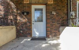 10 dormitorio casa de pueblo en York, Canadá. C$1 312 000