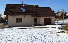 Casa de pueblo – Babice, Región de Bohemia Central, República Checa. 307 000 €