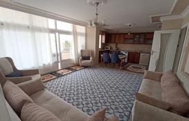 4 dormitorio piso 125 m² en Akdeniz Mahallesi, Turquía. 100 000 €