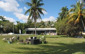 Villa – Edgewater (Florida), Florida, Estados Unidos. $4 950 000