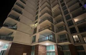 2-dormitorio apartamentos en condominio 107 m² en Miami, Estados Unidos. $520 000