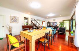 4 dormitorio chalet en Khlong Toei, Tailandia. $3 060  por semana