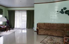 4 dormitorio villa 800 m² en Pattaya, Tailandia. $329 000