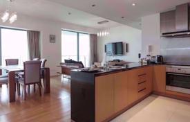 2-dormitorio apartamentos en condominio en Yan Nawa, Tailandia. $634 000