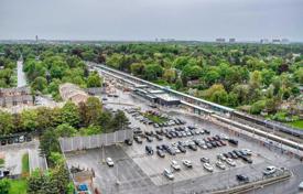 6 dormitorio piso en Scarborough, Canadá. C$765 000