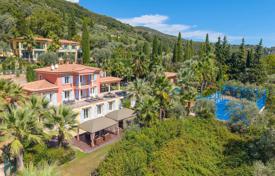 12 dormitorio villa en Grasse, Francia. 4 500 000 €