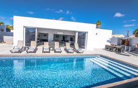 Villa – Lanzarote, Islas Canarias, España. 2 650 €  por semana