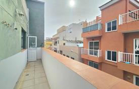 3 dormitorio piso 87 m² en Arona, España. 200 000 €