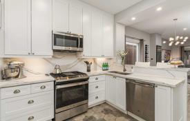 11 dormitorio adosado en Old Toronto, Canadá. C$1 659 000