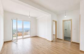 2 dormitorio piso 54 m² en Petrovac, Montenegro. 168 000 €