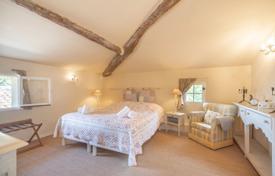 18 dormitorio villa en L'Isle-sur-la-Sorgue, Francia. 3 450 000 €