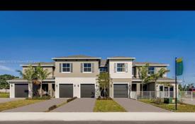 Casa de pueblo – Riviera Beach, Florida, Estados Unidos. $398 000