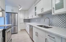 5 dormitorio piso en Etobicoke, Canadá. C$766 000