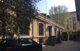 Piso – Milán, Lombardía, Italia. 3 100 €  por semana