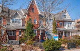 8 dormitorio adosado en Old Toronto, Canadá. C$2 500 000
