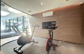 2-dormitorio apartamentos en condominio en Khlong Toei, Tailandia. $341 000