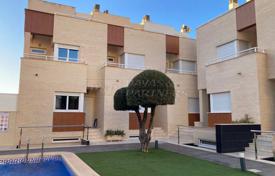 2 dormitorio casa de pueblo 111 m² en Torrevieja, España. 190 000 €