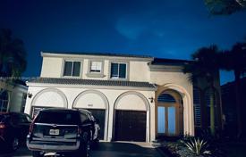 3 dormitorio casa de pueblo 343 m² en Miramar (USA), Estados Unidos. $940 000