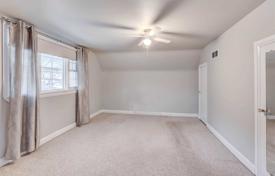 4 dormitorio casa de pueblo en Etobicoke, Canadá. C$1 775 000