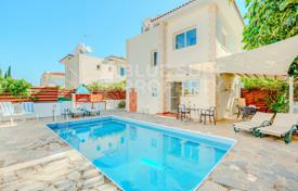 3 dormitorio villa en Agia Triada, Chipre. 425 000 €