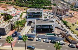Villa – Costa Adeje, Islas Canarias, España. 2 700 000 €