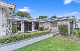 4 dormitorio casa de pueblo 290 m² en Miami Lakes, Estados Unidos. $1 125 000