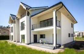 6 dormitorio casa de pueblo 322 m² en Northern District (Riga), Letonia. 570 000 €