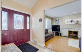 3 dormitorio casa de pueblo en Scarborough, Canadá. C$1 839 000