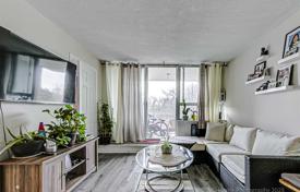 5 dormitorio piso en Scarborough, Canadá. C$843 000