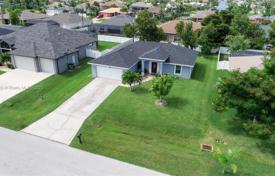 Casa de pueblo – Cape Coral, Florida, Estados Unidos. $390 000