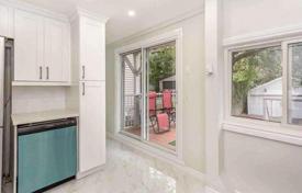 11 dormitorio casa de pueblo en York, Canadá. C$1 792 000
