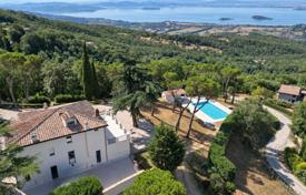 5 dormitorio villa 415 m² en Lisciano Niccone, Italia. 2 400 000 €