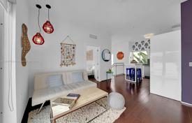 2-dormitorio apartamentos en condominio 78 m² en Miami Beach, Estados Unidos. 485 000 €