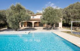 4 dormitorio villa en Mougins, Francia. 1 995 000 €