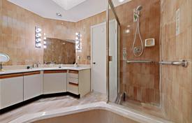2 dormitorio casa de pueblo 247 m² en Miami, Estados Unidos. $575 000