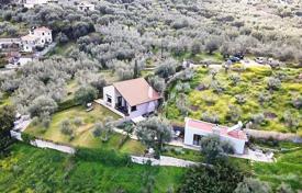 8 dormitorio villa 183 m² en Peloponeso, Grecia. 440 000 €