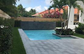 Villa – Key Biscayne, Florida, Estados Unidos. $3 250 000
