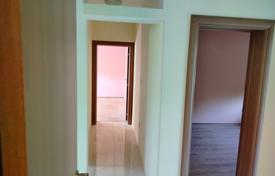 2 dormitorio casa de pueblo 150 m² en Cetinje (city), Montenegro. 279 000 €